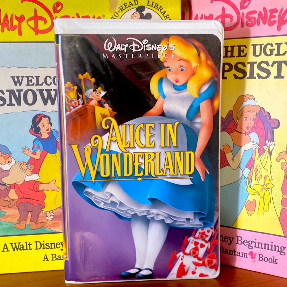 Classic Alice in Wonderland Masterpiece on VHS